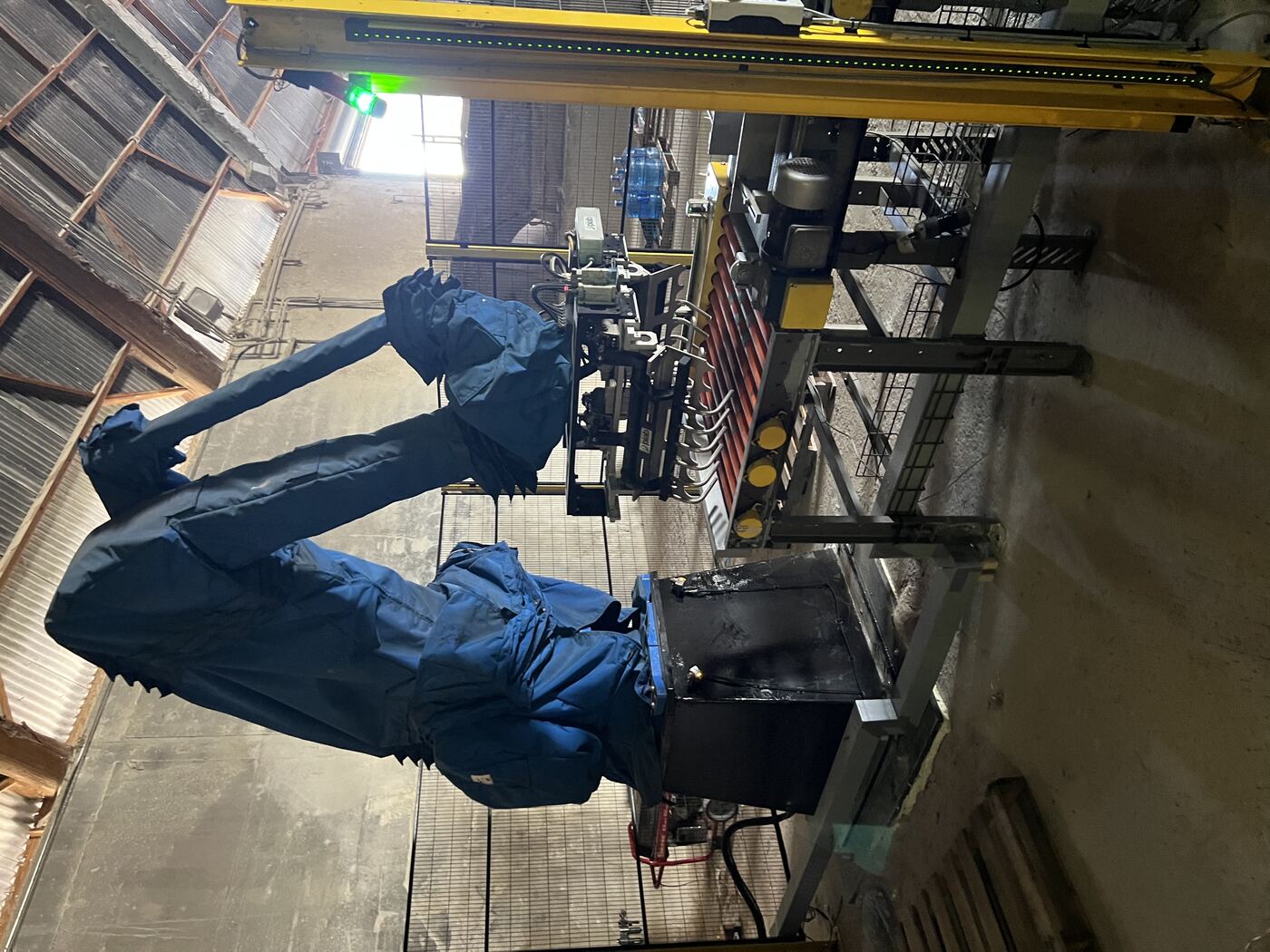 Robot paletizador Yaskawa Motoman